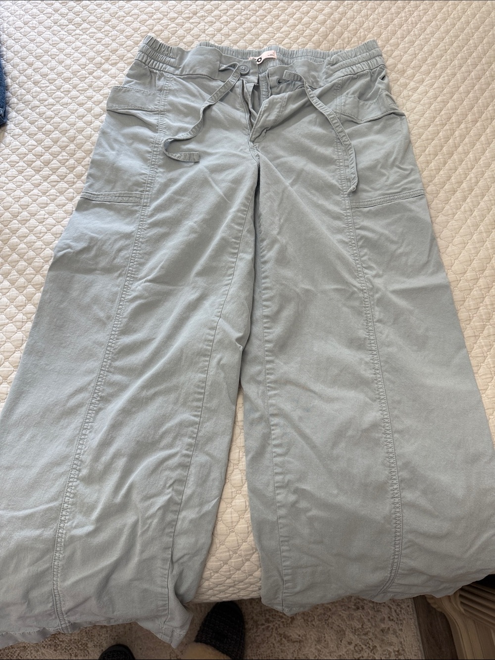 SO Women's Light Sage Green Cargo Pants with Drawstring